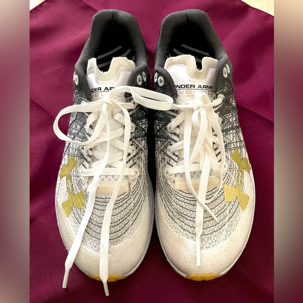 Under Armour Velociti racer women’s 6 1/2